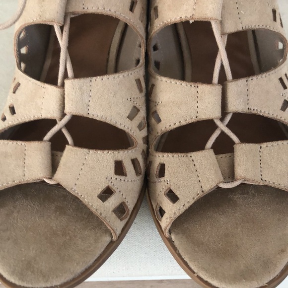 Sandals - Picture 5 of 8